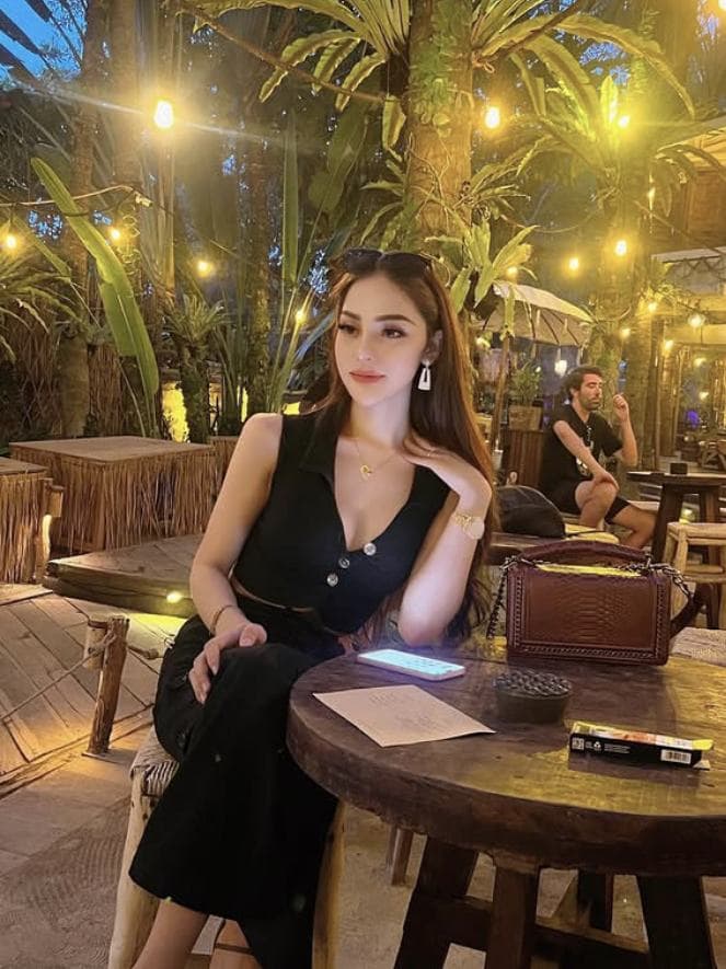 Beverly Lee — asian, anal, Dubai Marina (6/6)