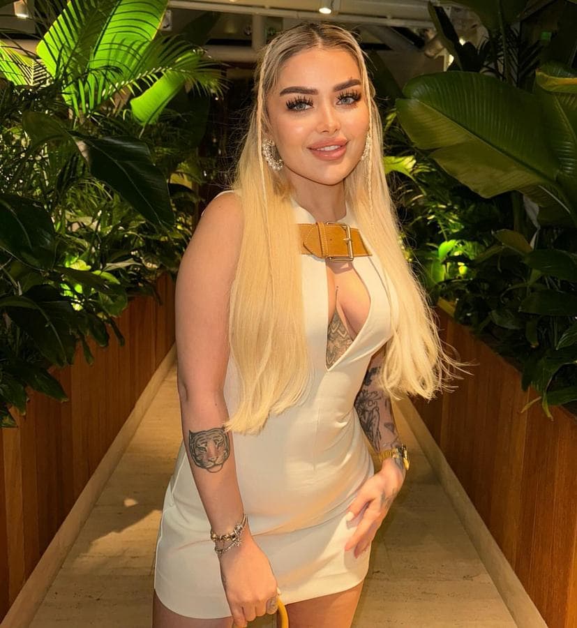 Dilara — Turkish, regular, Downtown (4/8)