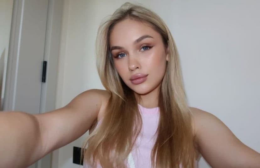 Edie, French · Female escort, Palm Jumeirah