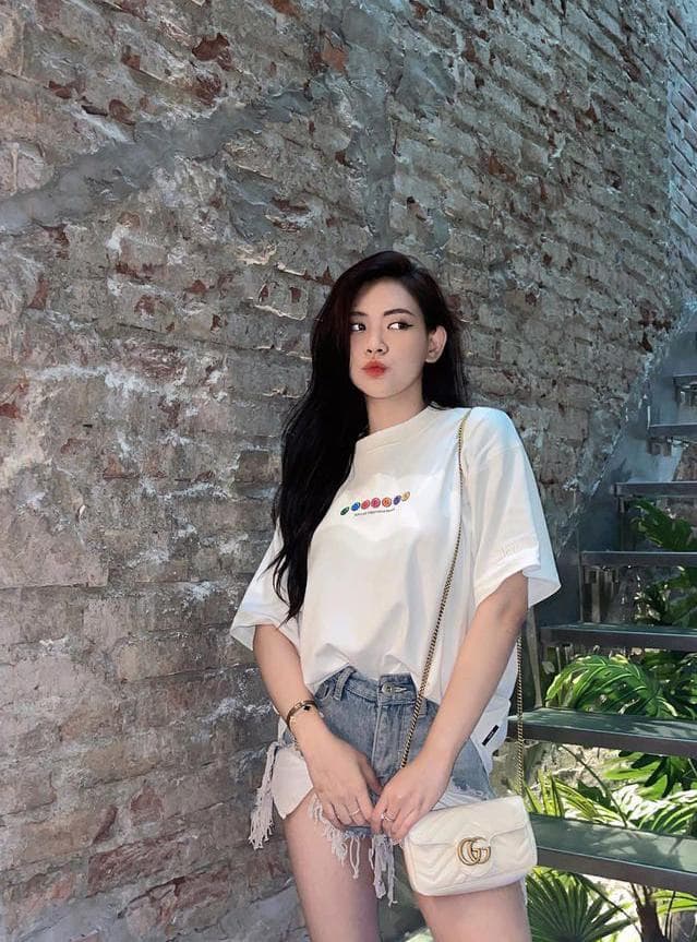 Indah Ria — slim, 163 cm, Downtown (8/8)