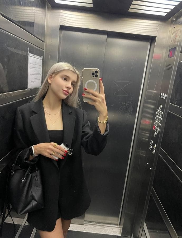 Inneasa — blonde hair, 176 cm, Business Bay (6/8)