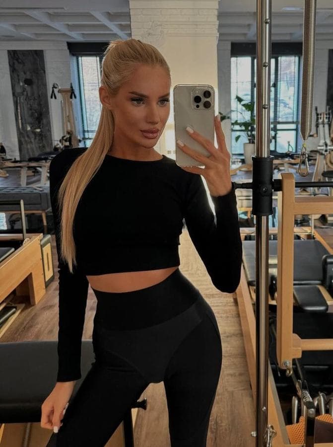 Ira — blonde hair, 170 cm, Dubai Marina (6/8)