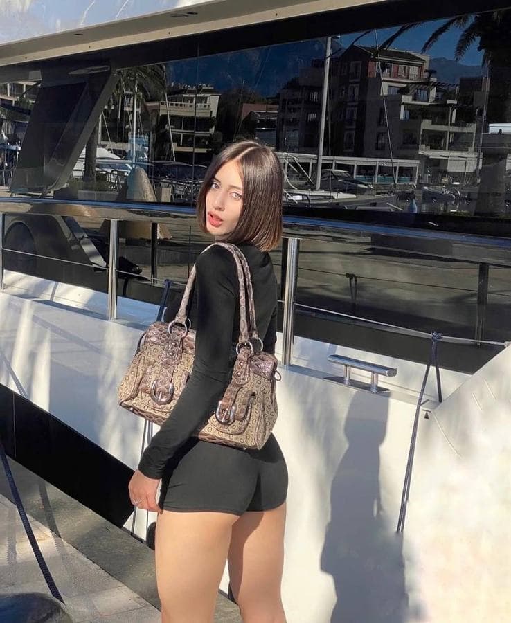 Klio — 177 cm, caucasian, Business Bay (3/6)