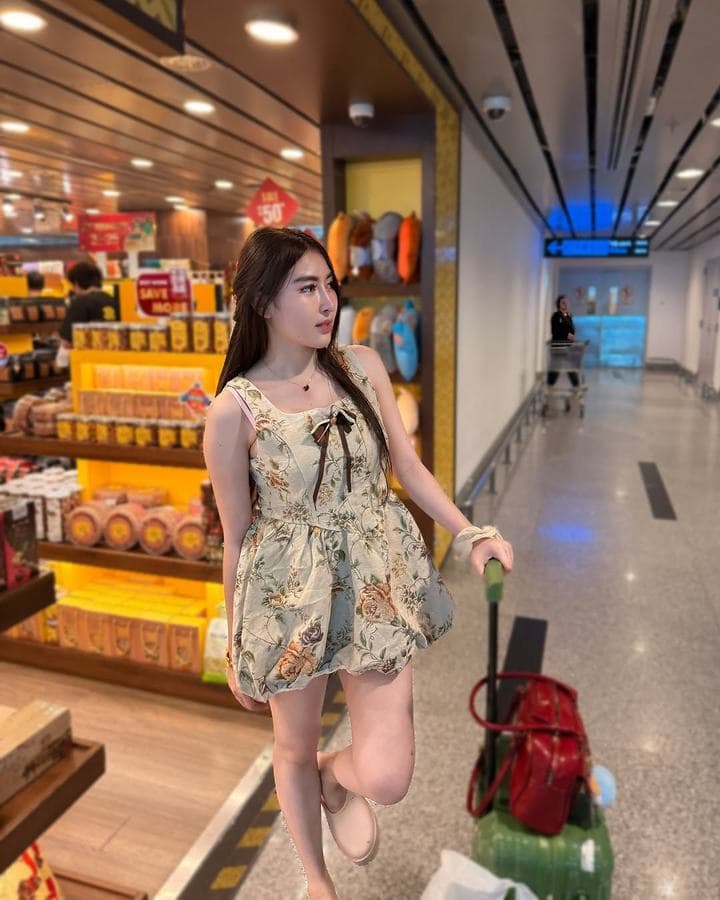 Lala — 30, regular, Dubai Marina (6/6)