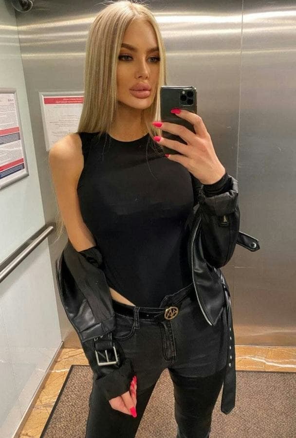 Russian, Russian · Female escort, JBR