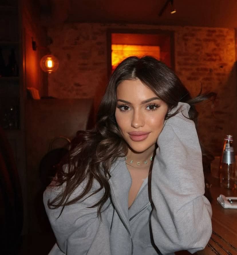 Vanessa — 169 cm, deep throat, Bur Dubai (5/8)