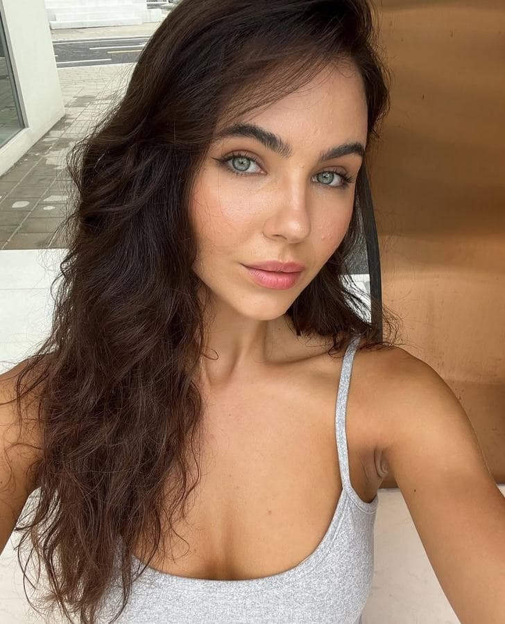 Venke, French · Female escort, Dubai Marina