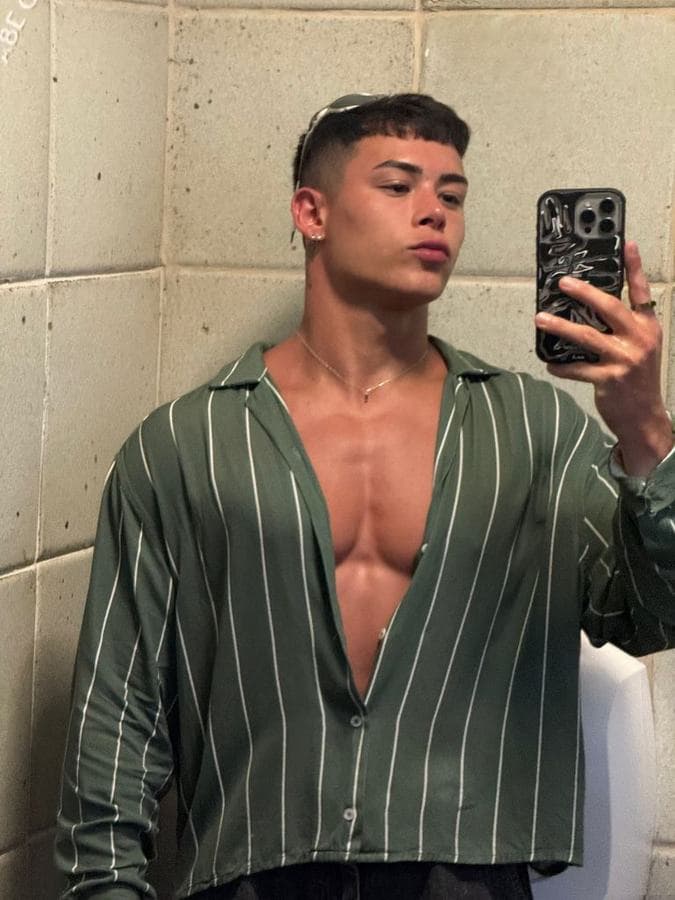 Axl, Brazilian · Male escort, Dubai Marina