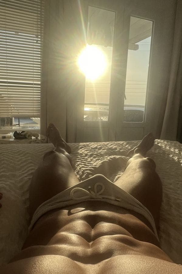 Axl — 22, athletic, Dubai Marina (5/8)