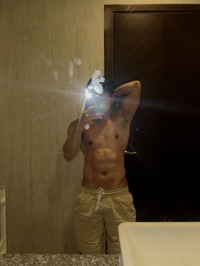 Nico — 163 cm, asian, Downtown (3/8)