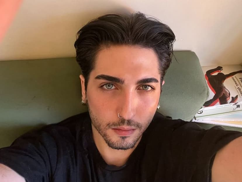Rex — athletic, black hair, Bur Dubai (2/8)