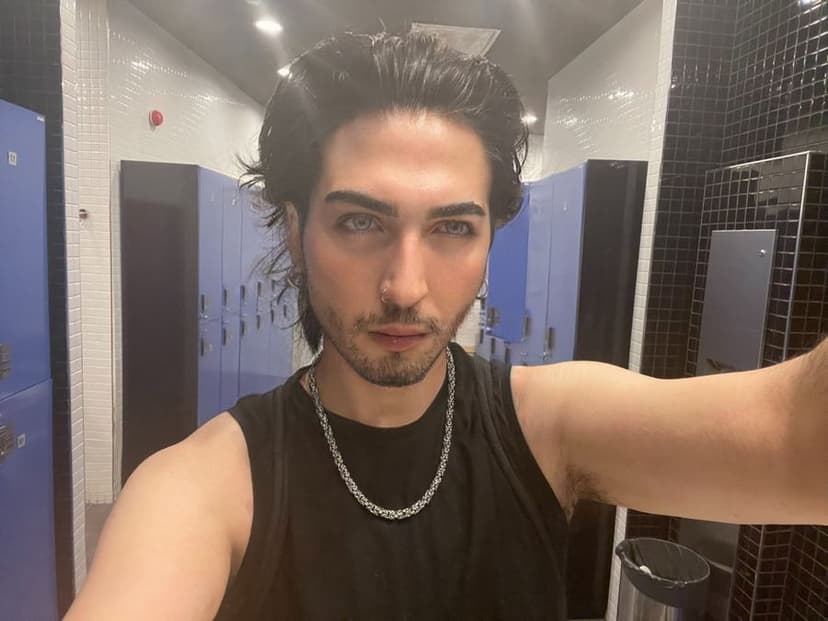 Rex — 26, athletic, Bur Dubai (5/8)