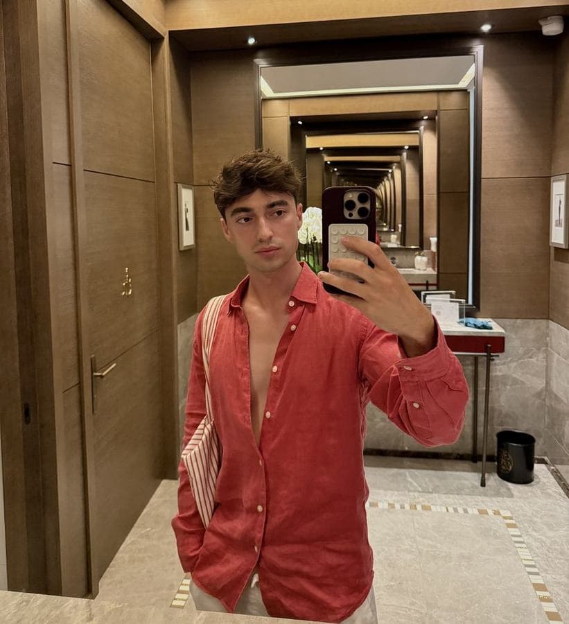 Tom — Belarusian · Male escort