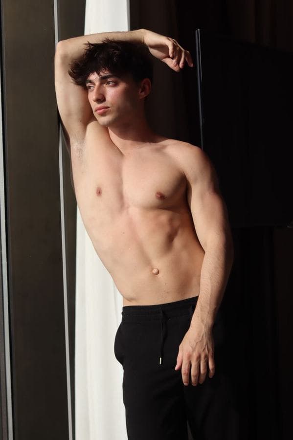 Tom — brown hair, 170 cm, JBR (6/8)