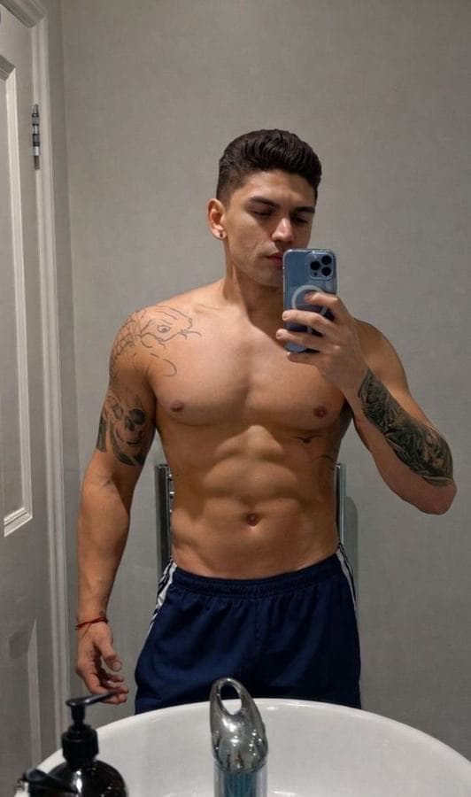 Zac — 178 cm, latina, Deira (3/8)