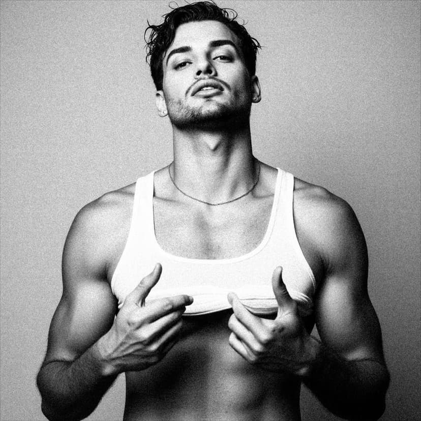 Zack — 24, athletic, Downtown (5/5)