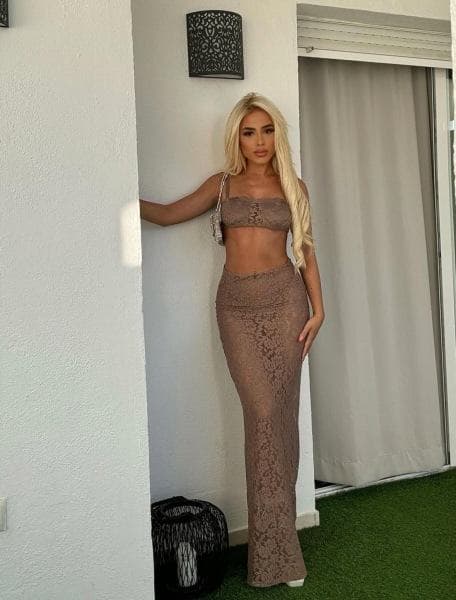 Alexa — 20, regular, Dubai Marina (5/8)