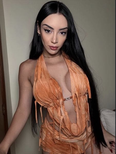 Angelique — brown hair, 167 cm, Dubai Marina (6/8)