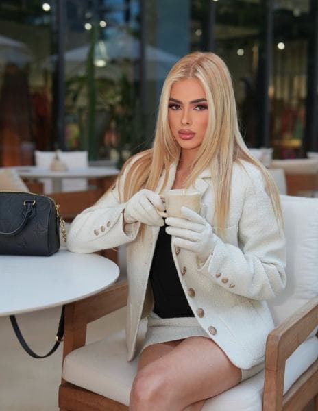 Angell — regular, blonde hair, JVC (2/8)
