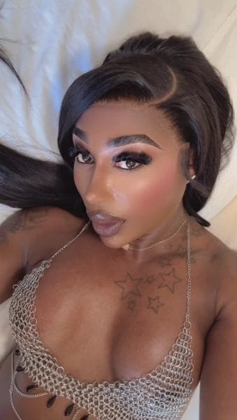 Tammy — curvy, black hair, Al Barsha (2/8)