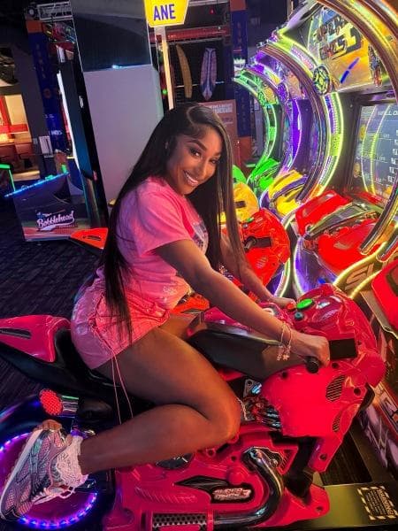 Tammy — Brazilian, 28, Al Barsha (8/8)